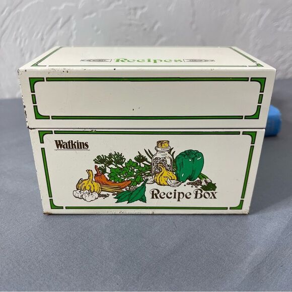 Vintage Recipe Holder 70s Blank Cards Metal Tin Watkins Vegetables - Picture 2 of 16